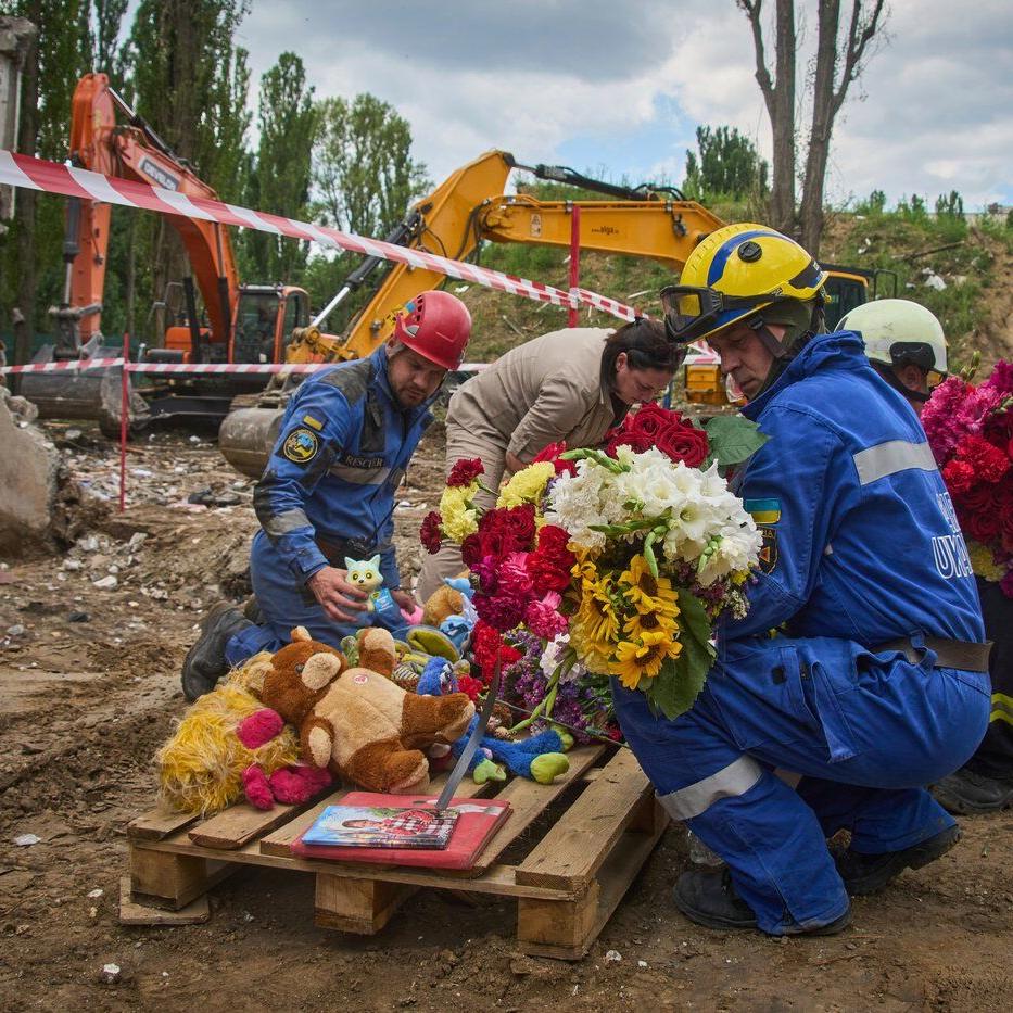 3 people die in overnight Ukrainian drone strikes on Russia